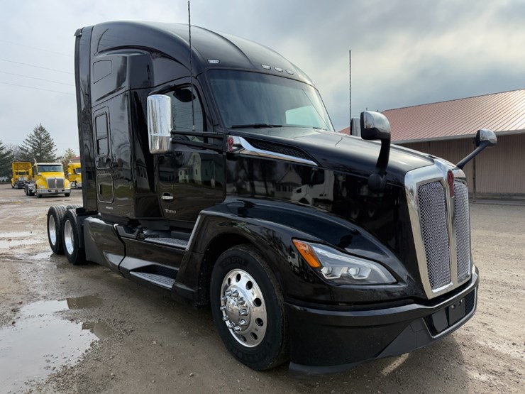 kenworth-t680-image-2