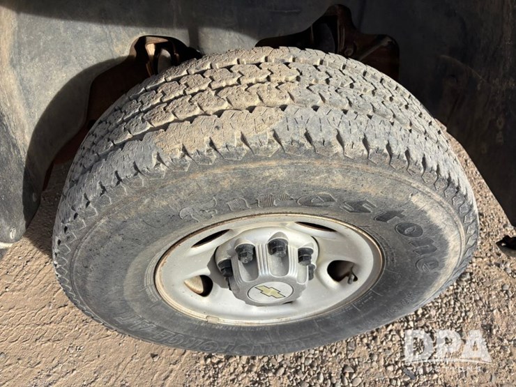 2010-chevrolet-silverado-2500hd-image-47