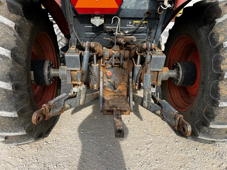 kubota-m7040hdc-image-15