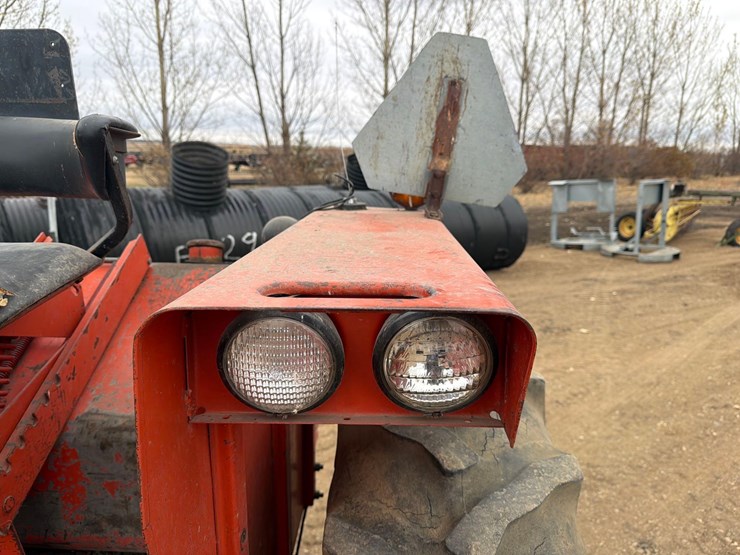 allis-chalmers-190-landhandler-tractor-image-26