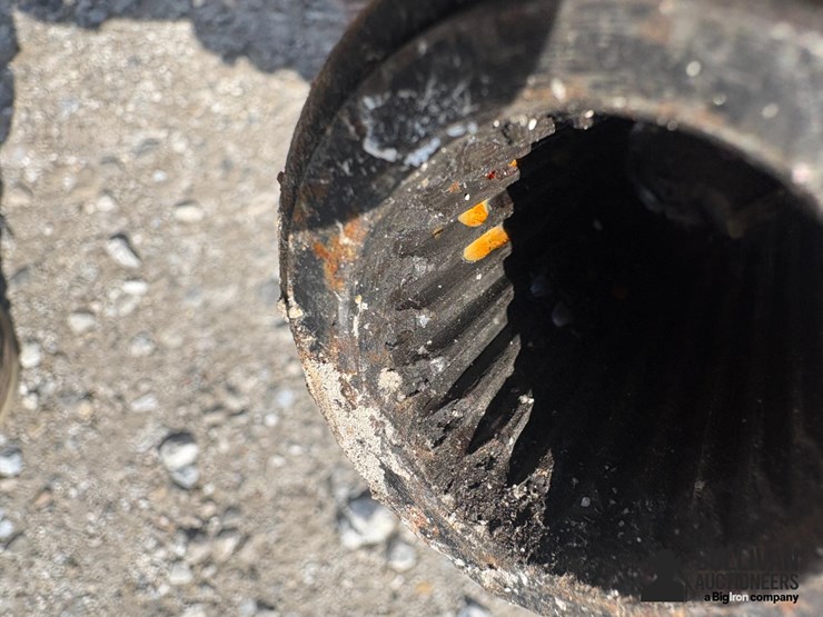 2012-john-deere-835-image-17