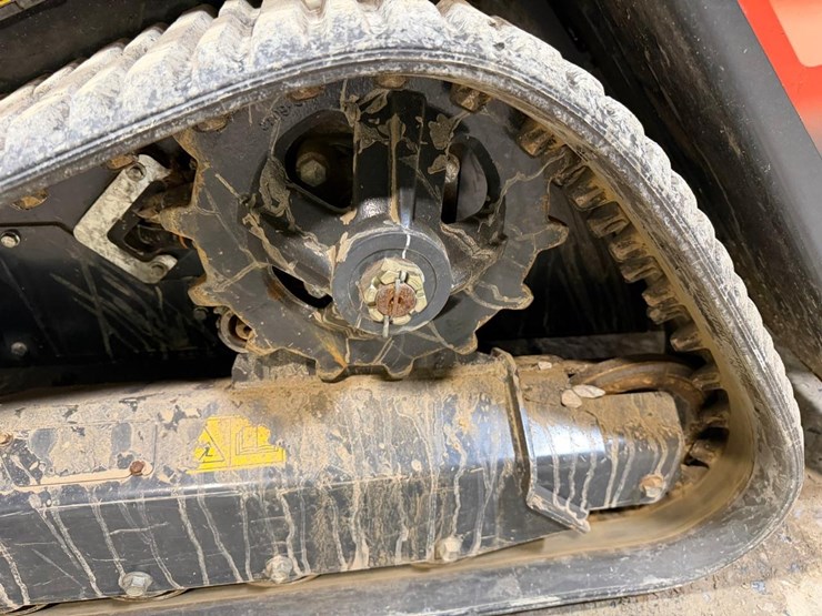 2023-kubota-scl1000-image-14