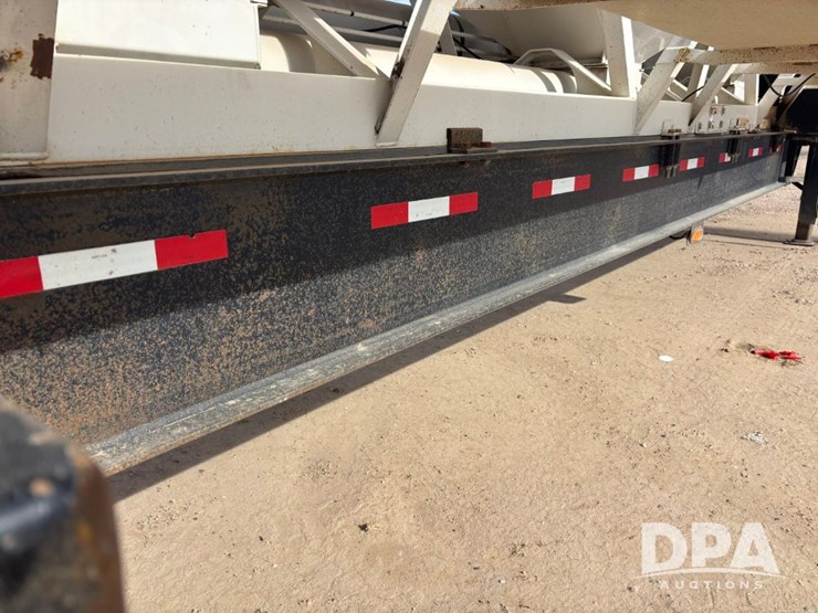 neville-tender-trailer-image-45