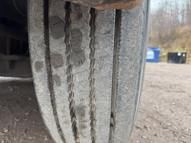 2001-international-4900-image-83