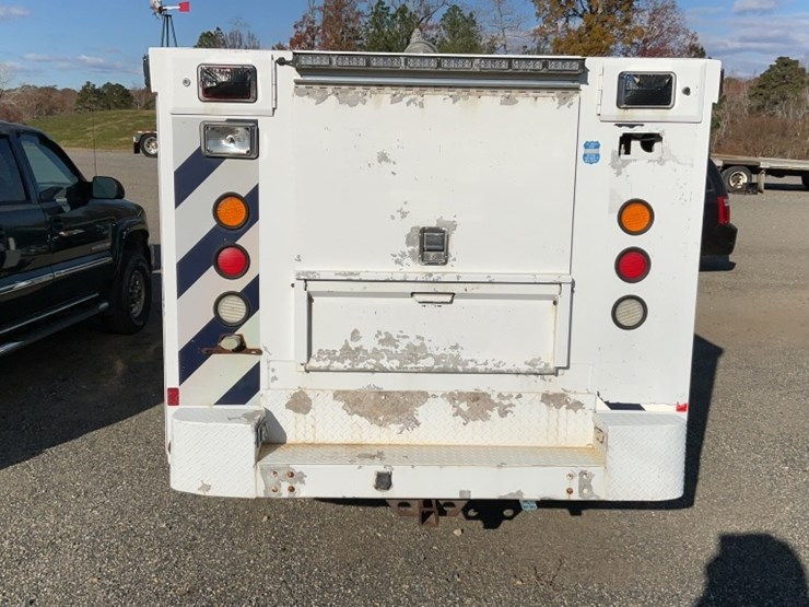 chevrolet-2500hd-image-5