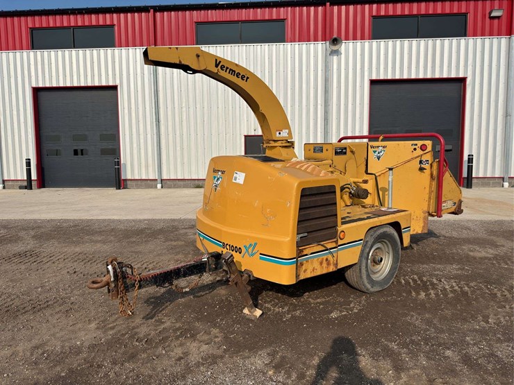 vermeer-wood-chipper-image-1