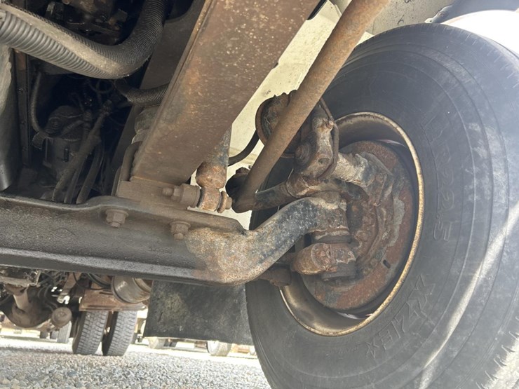 international-4000-image-75