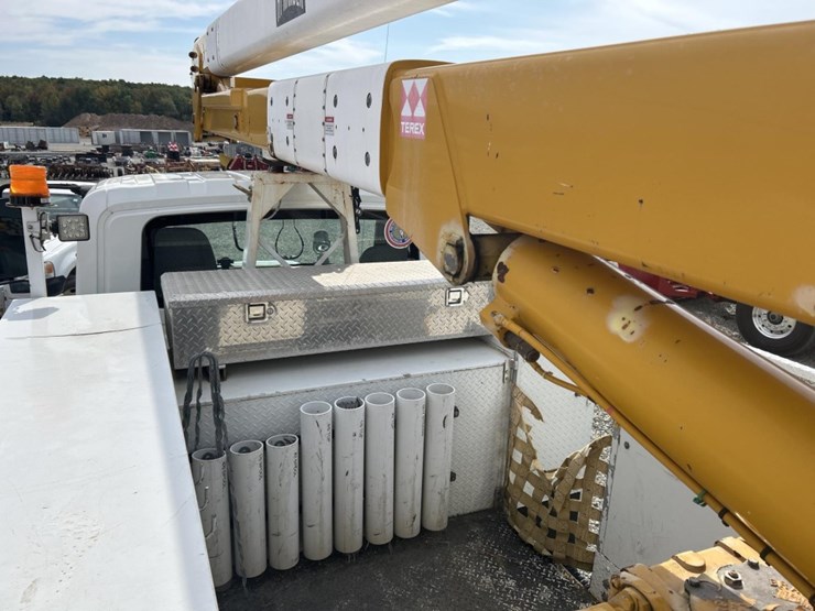 international-4000-image-62