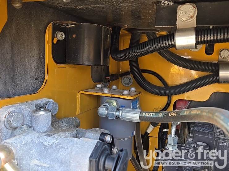 2023-sany-sy225-image-107