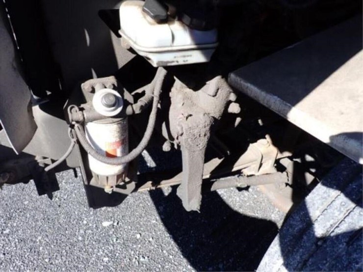 2015-freightliner-mt55-image-60