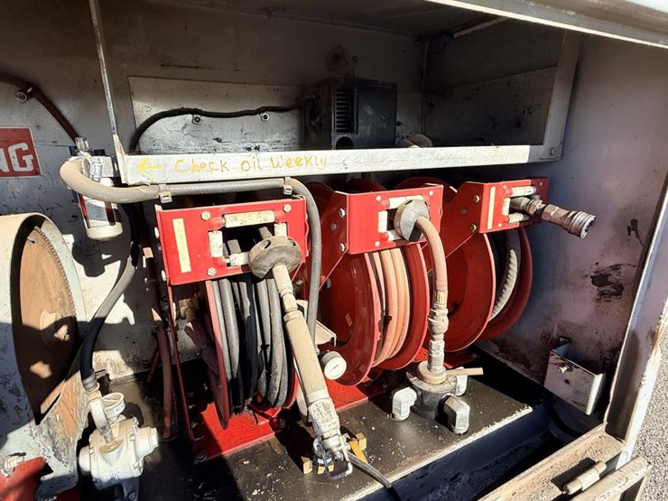 international-4700-image-24