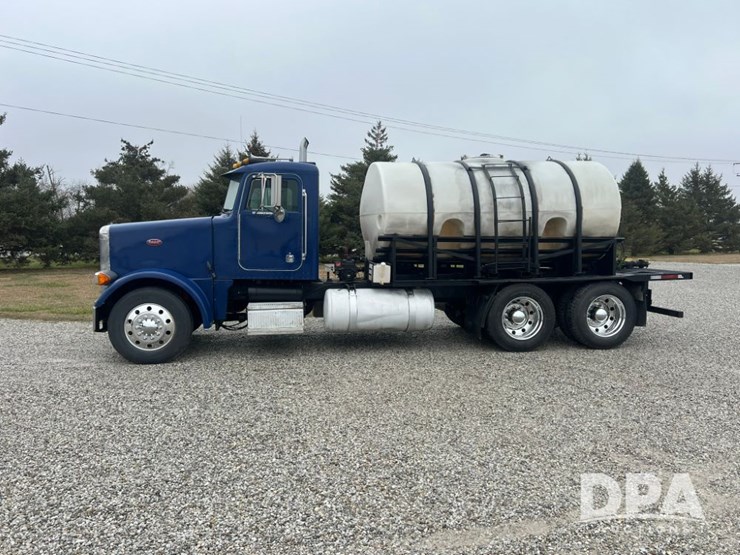 1989-peterbilt-378-image-3