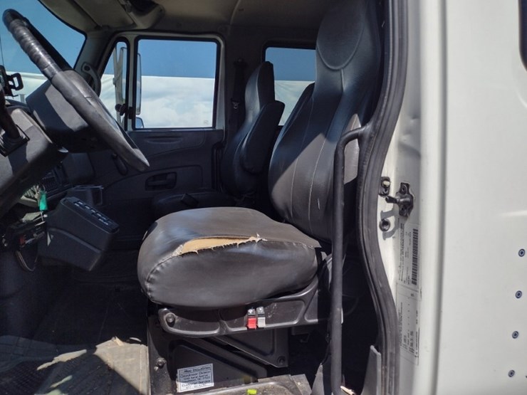 international-durastar-4300-image-13