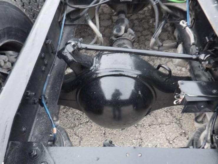 freightliner-cascadia-126-image-9