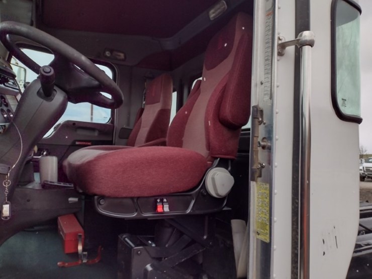 kenworth-t800-image-14