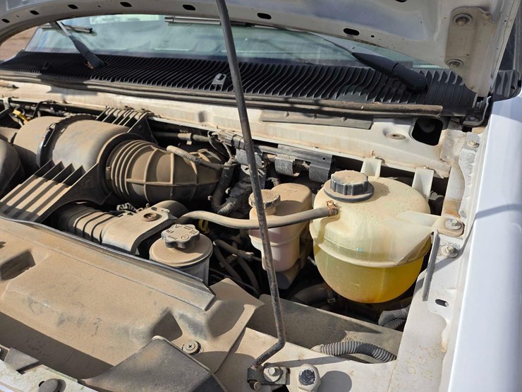 2012-ford-e350-image-6