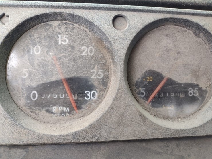 freightliner-fl70-image-7