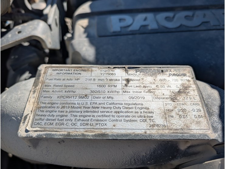 2020-kenworth-t880-image-19