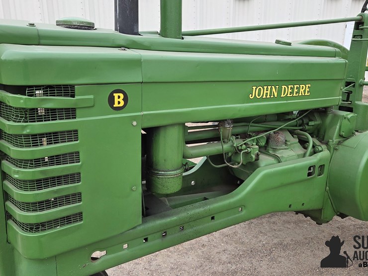 john-deere-b-image-9