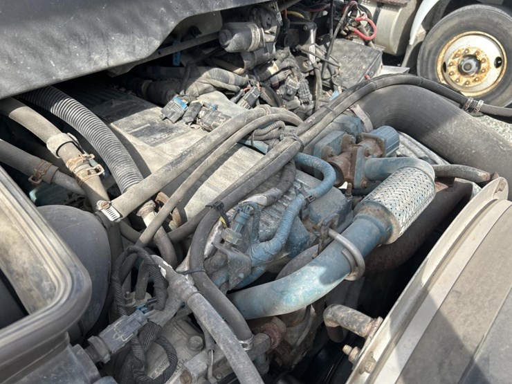 international-4000-image-76