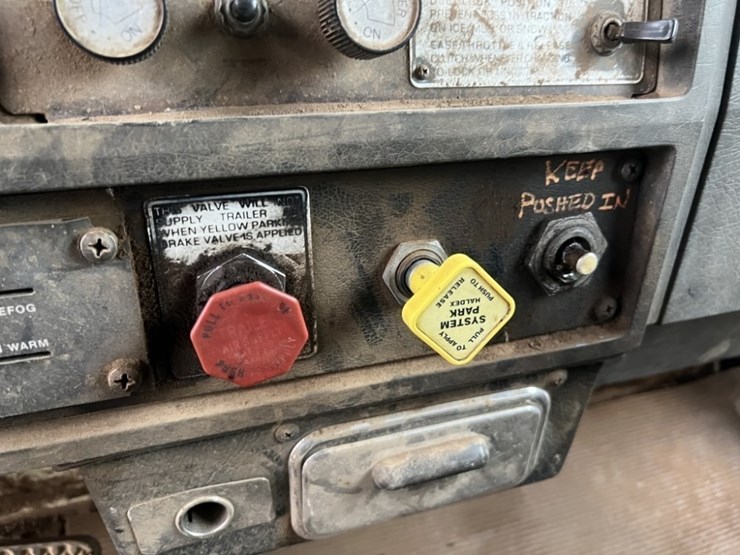 1985-kenworth-t/a-dump-truck-image-28