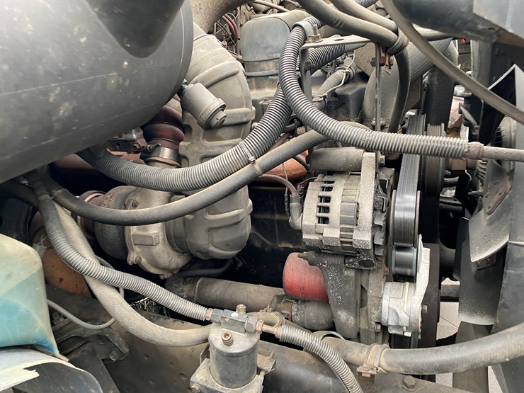 international-4700-image-49