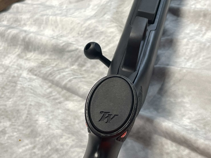 #2368-•-winchester-xpr-300-win-mag-bolt-action-rifle,-sn:-pt14720yw357-image-23