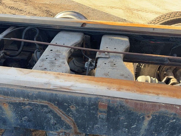 1995-ford-ltl9000-image-51