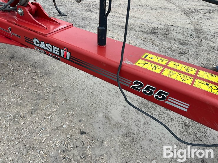 2017-case-ih-255-image-7