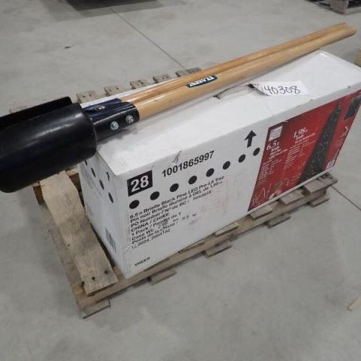 6.5 Ft Brielle Black Pine LED Christmas Tree