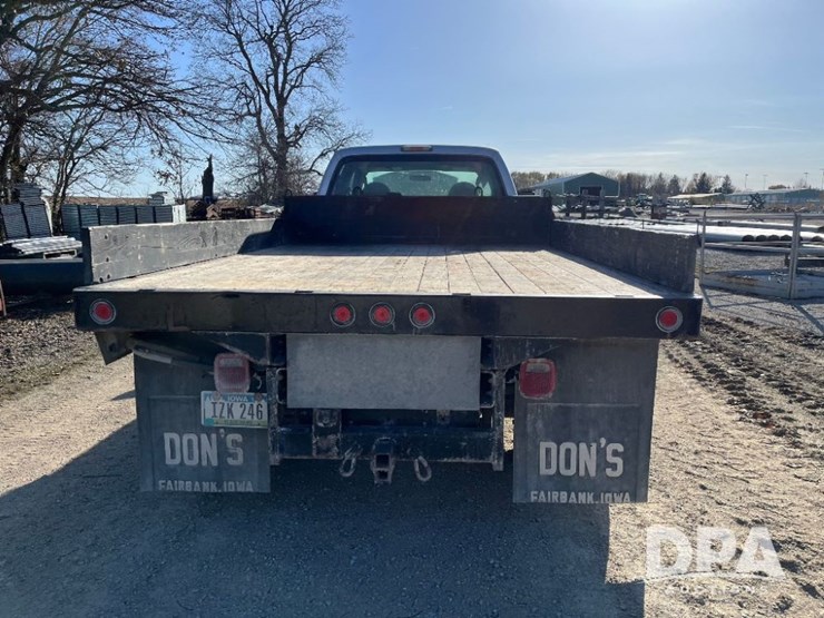 ford-f550-xl-image-10