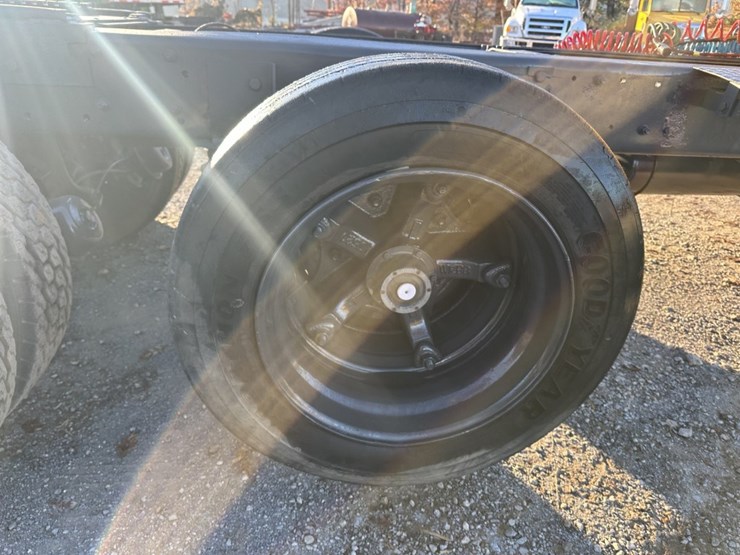 1996-mack-rd688s-image-69