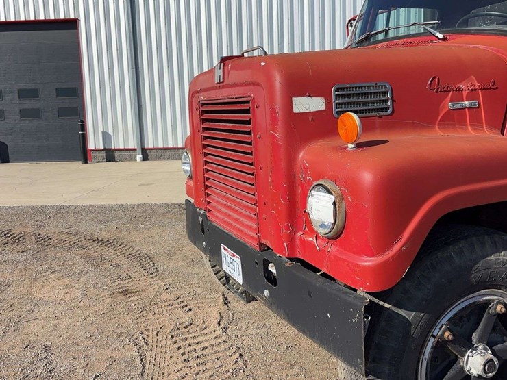 1968-international-f2000d-image-38
