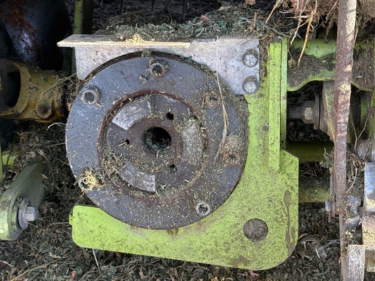 claas-906-forage-pickup-header-image-4