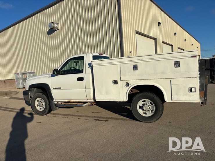 chevrolet-2500hd-image-5