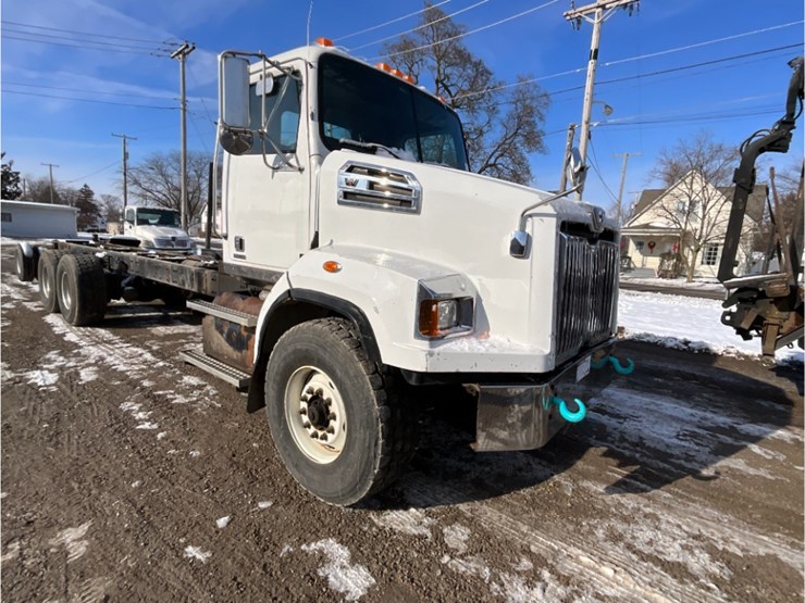 western-star-4700sb-image-5