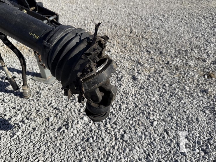 case-ih-rb565-image-33