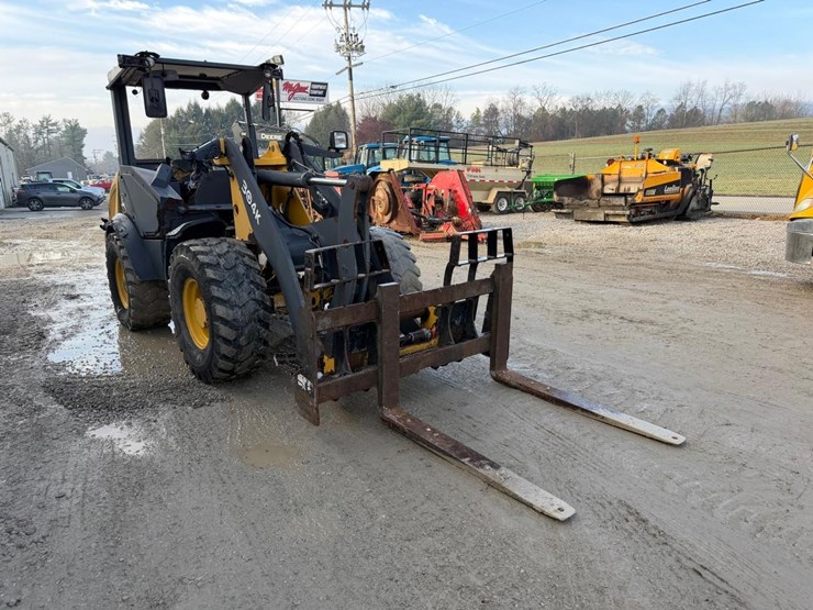 2014-deere-304k-image-7