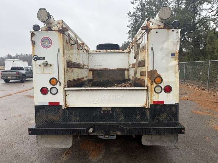 #1840-•-2013-ram-5500-4x4-service-truck-image-5