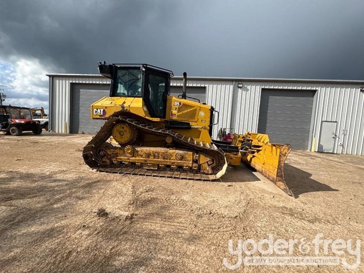 caterpillar-d5-lgp-image-2