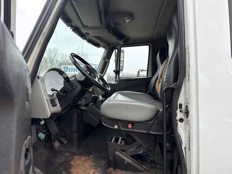 2017-international-4300-sba-image-37