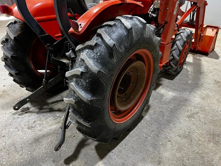 kubota-l2350-image-16