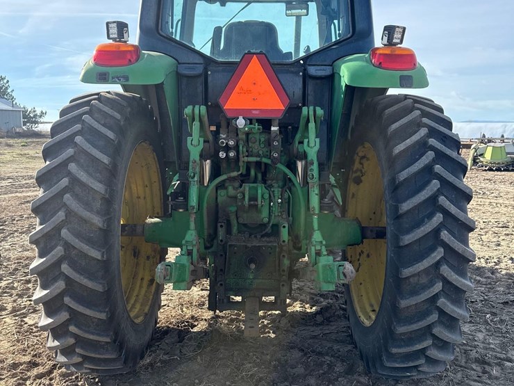 john-deere-7330-image-4
