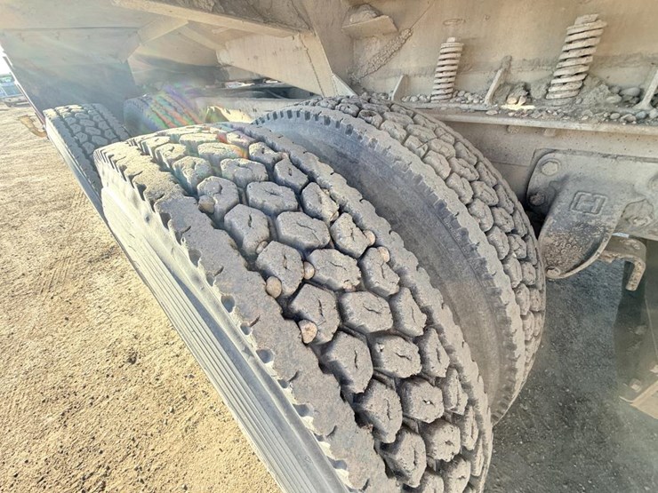 ford-ltl9000-image-54