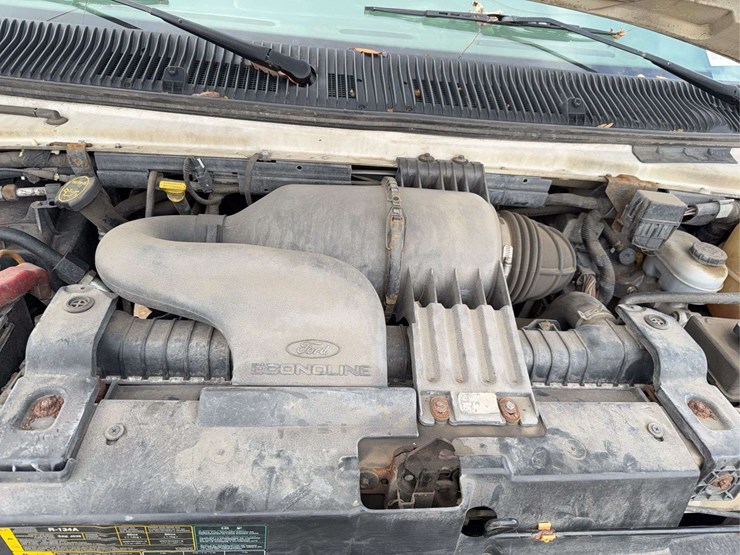 2005-ford-econovan-image-32