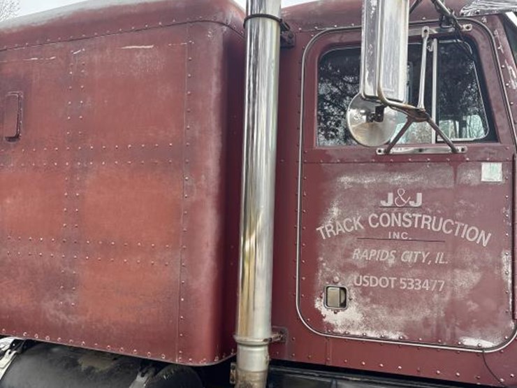 1988-peterbilt-377-image-20