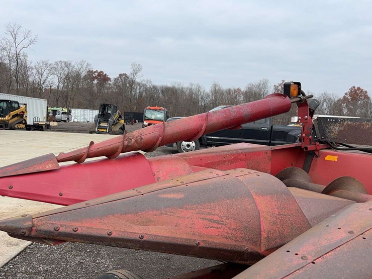 case-ih-1063-image-17