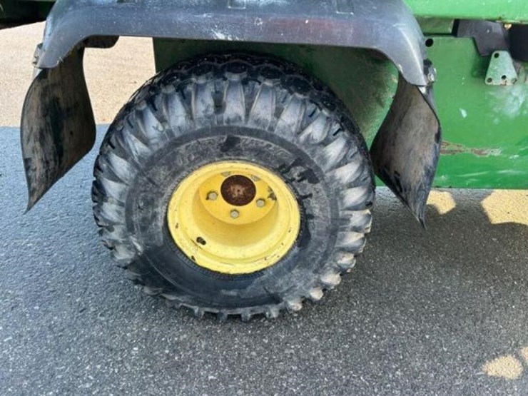 john-deere-gator-image-47