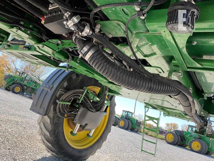 john-deere-r4038-image-20