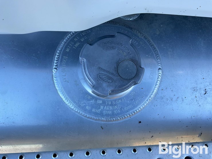 2007-sterling-at9500-image-13